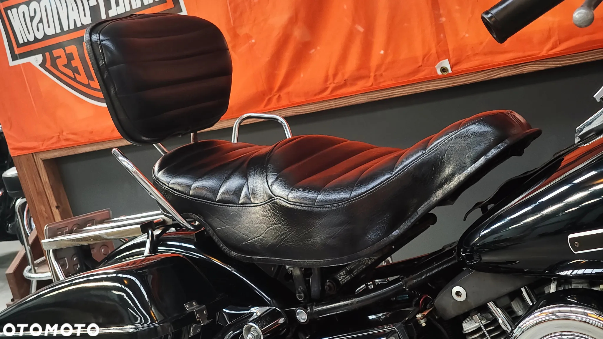 Harley-Davidson FLH Electra Glide - 33