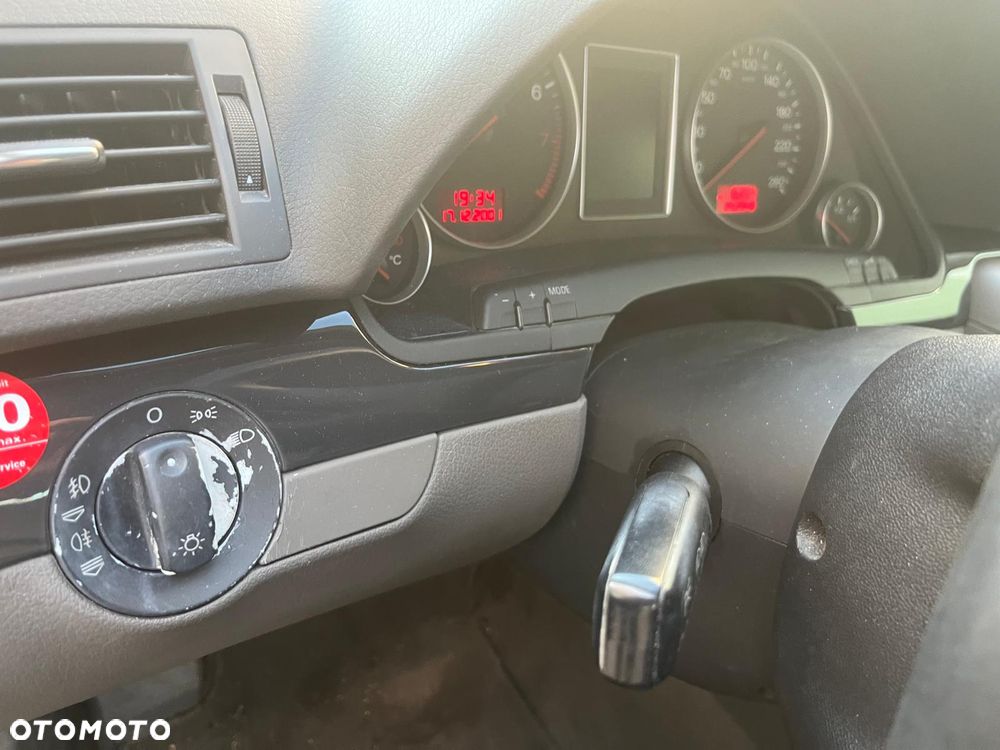 Audi A4 Limousine 2.4 Multitronic - 11