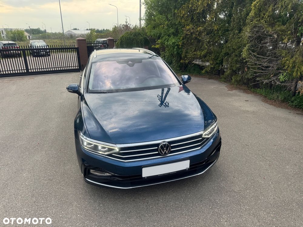 Volkswagen Passat Variant 2.0 TDI EVO Elegance DSG - 28