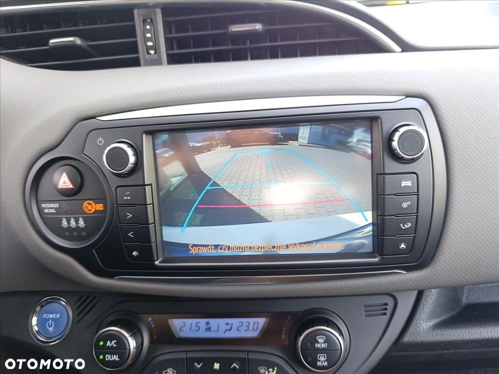Toyota Yaris - 24