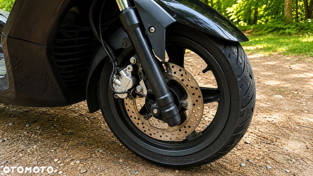 Yamaha X-max - 7