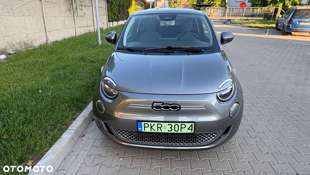 Fiat 500e 42kWh Icon - 2