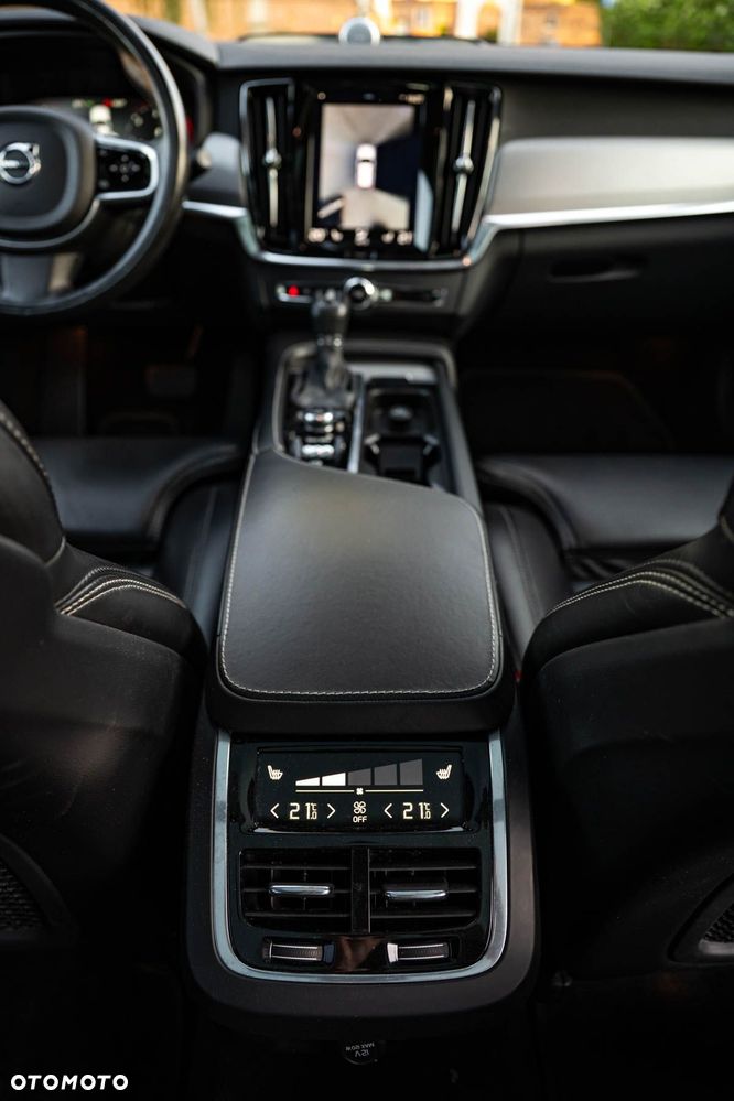 Volvo V90 D5 AWD Inscription - 12