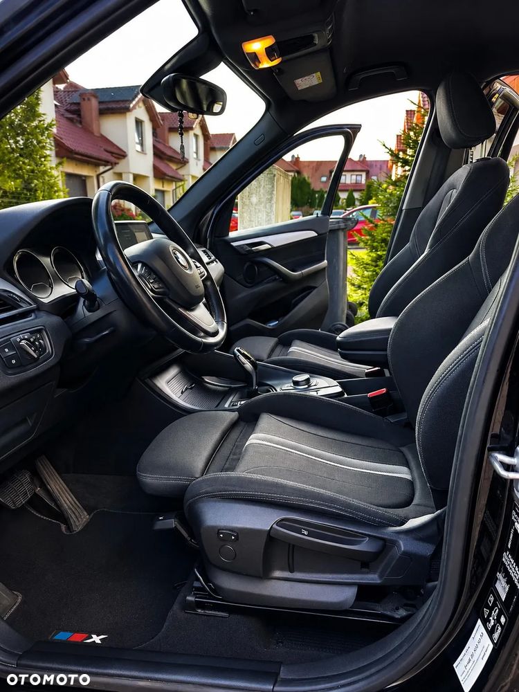 BMW X1 xDrive20d - 10