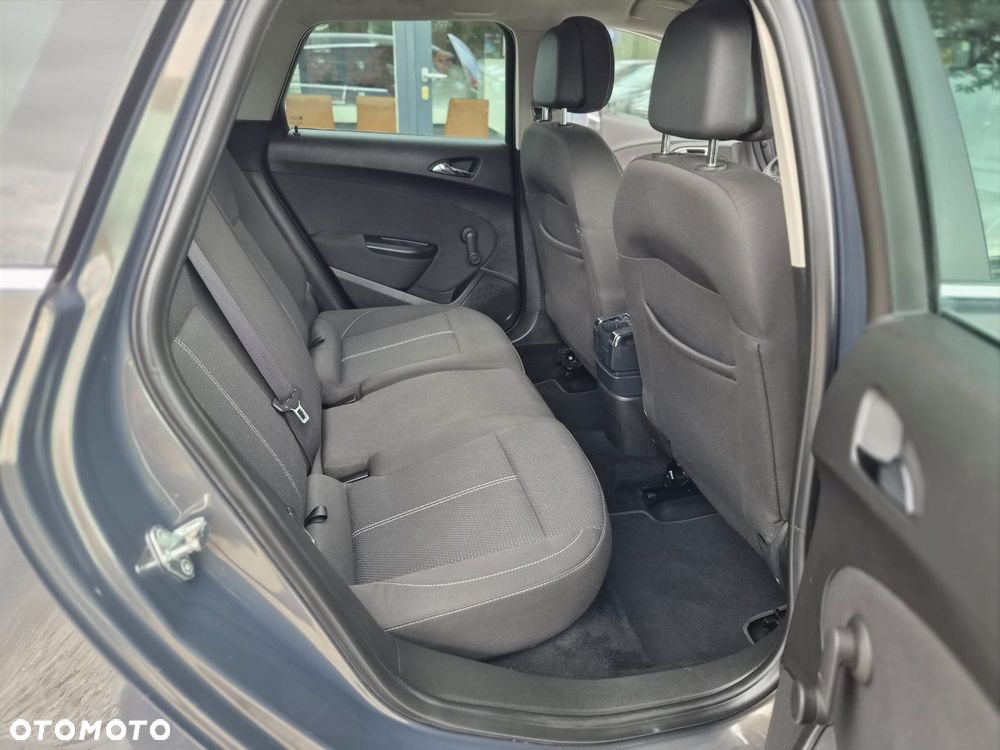 Opel Astra 1.4 Turbo Active - 20