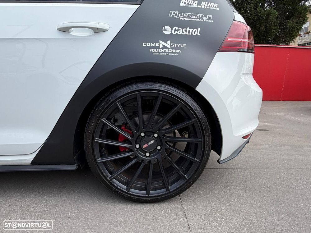 VW Golf 2.0 TSi GTi DSG Performance - 21