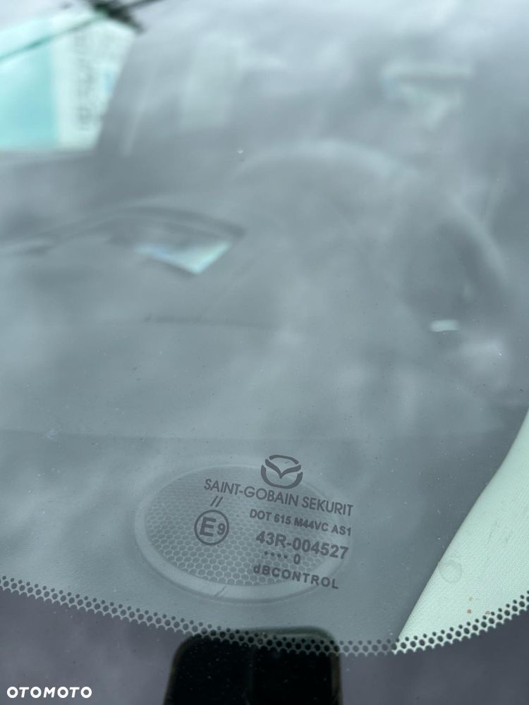 Mazda 2 SKYACTIV-G 90 Exclusive-Line - 13