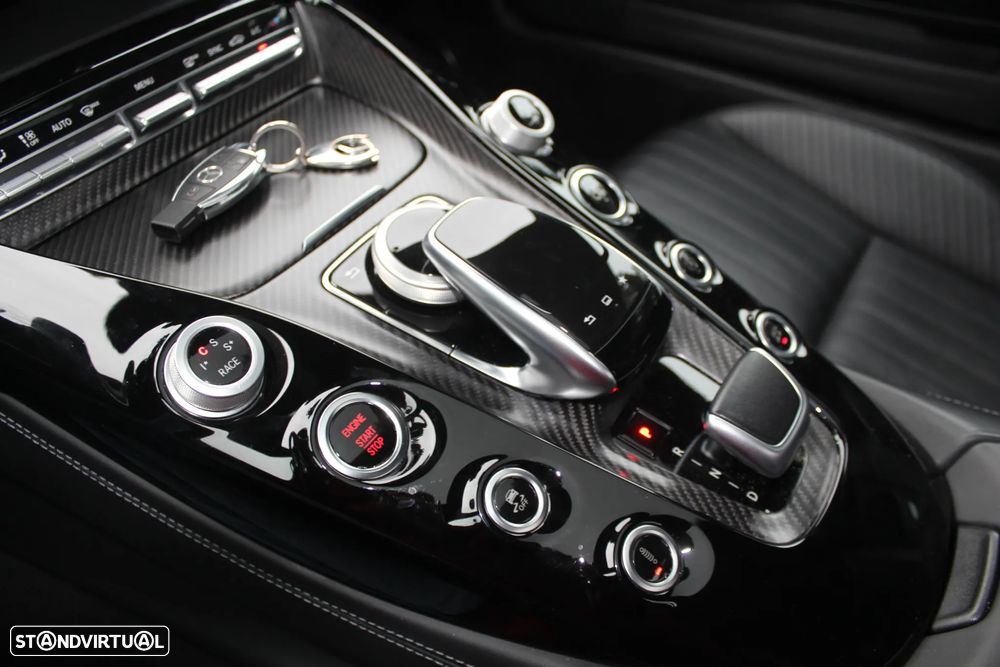 Mercedes-Benz AMG GT S Speedshift 7G-DCT - 24
