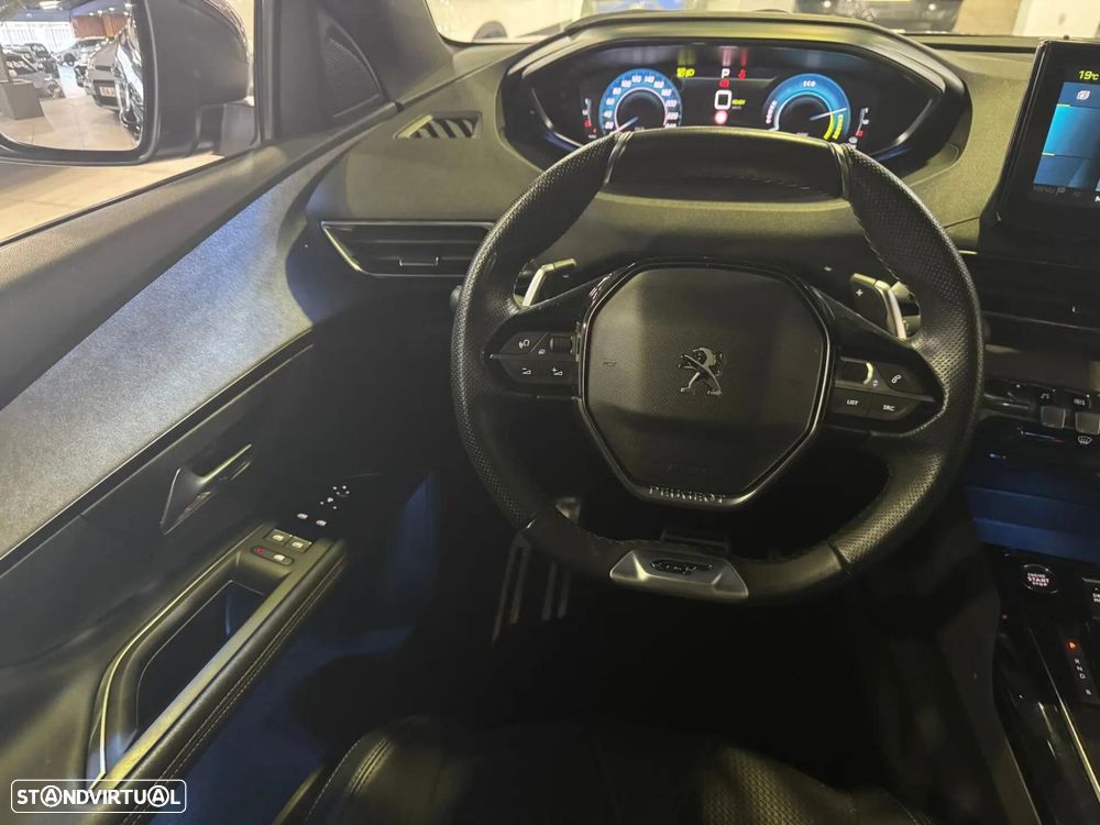 Peugeot 3008 1.6 Hybrid GT Pack e-EAT8 - 22