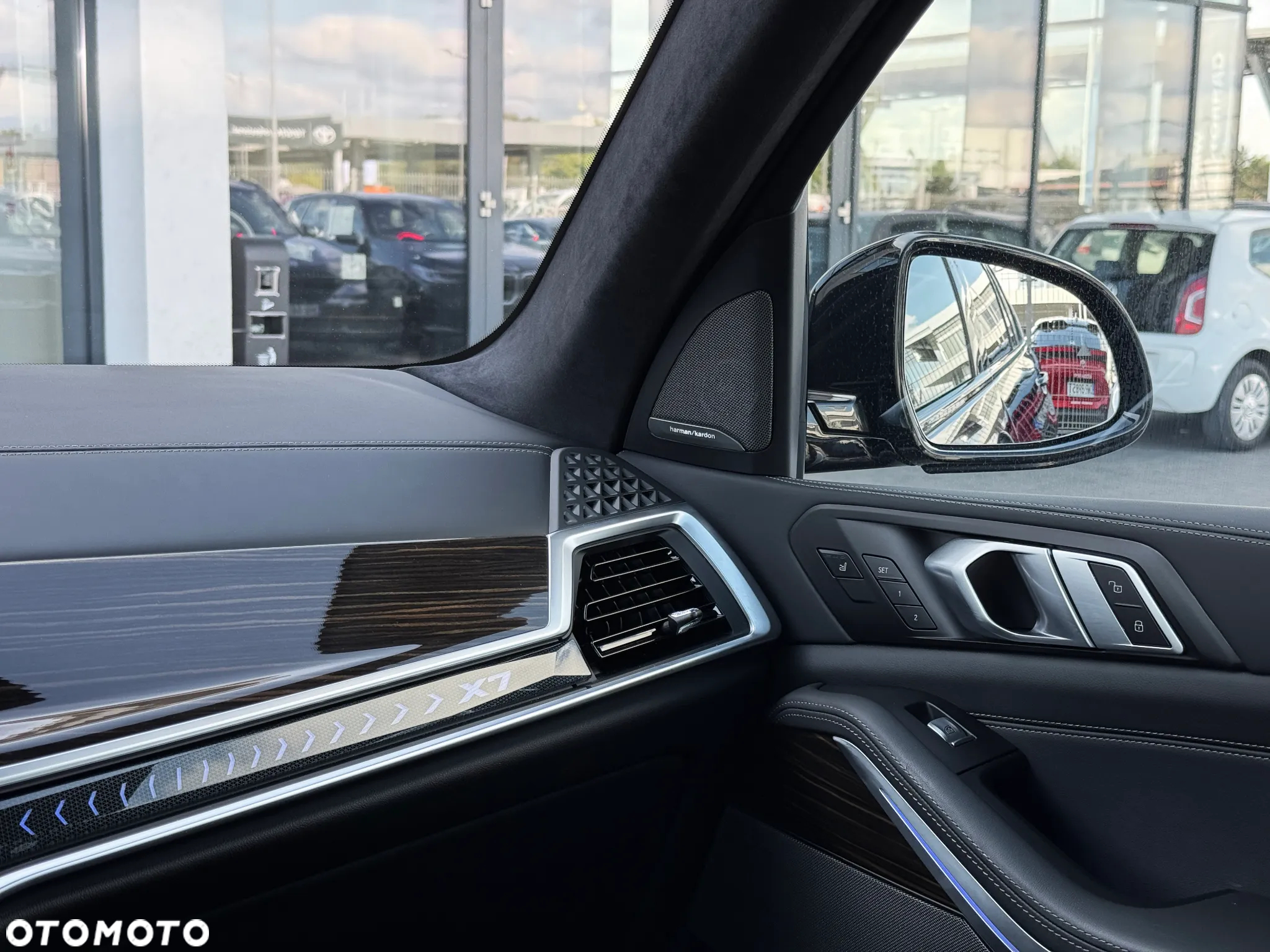 BMW X7 xDrive40d mHEV - 17