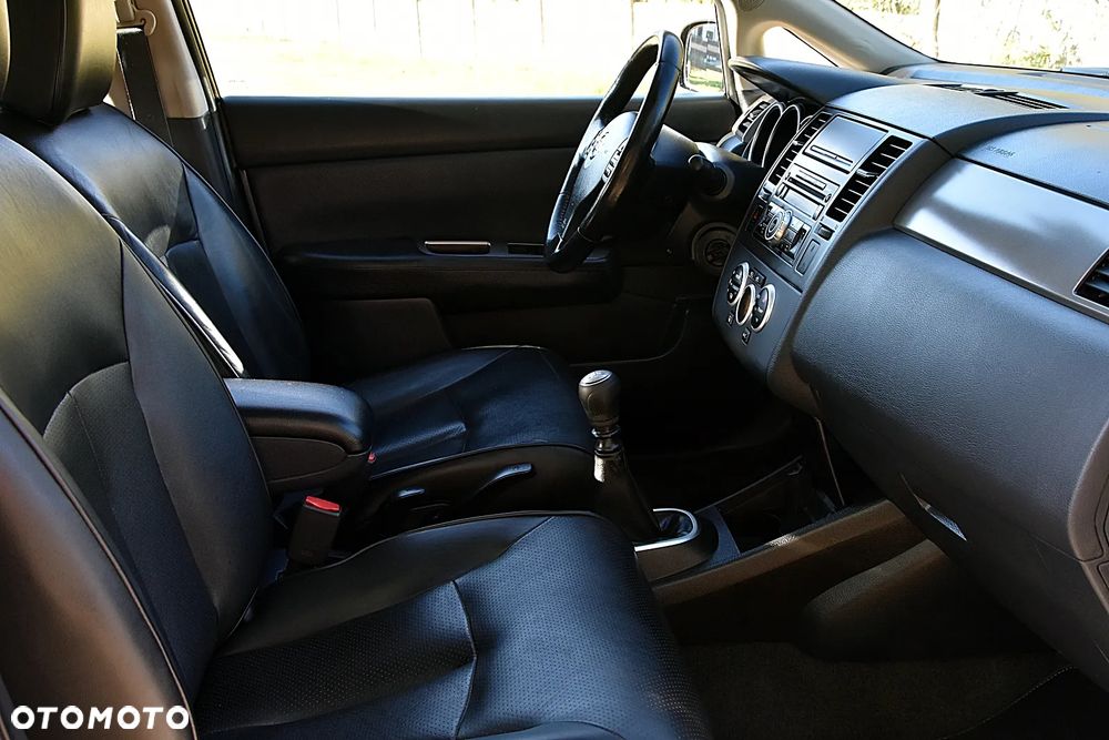Nissan Tiida 1.8 Acenta - 16
