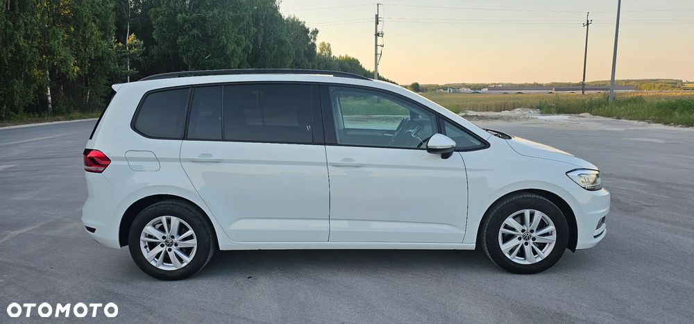 Volkswagen Touran 2.0 TDI BMT SCR Comfortline - 4