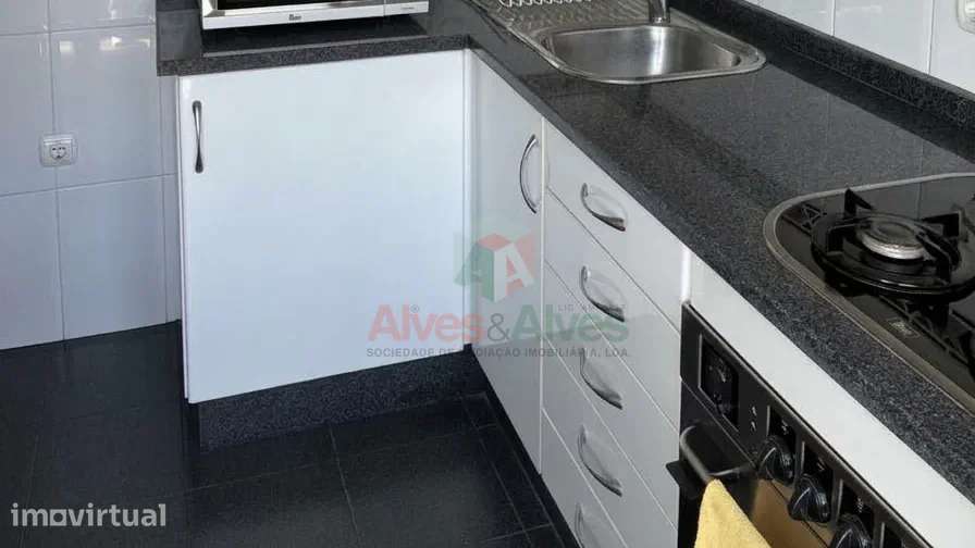 Apartamento T3 à venda em Rio Tinto, Gondomar — foto 2