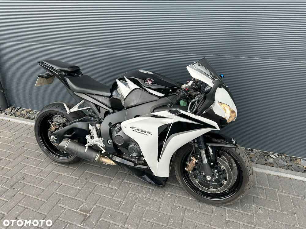 Honda CBR - 6