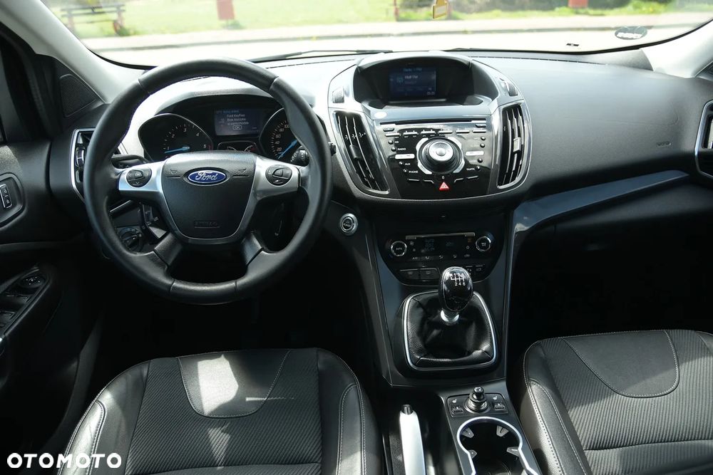 Ford Kuga 2.0 TDCi 4WD Titanium Plus - 23