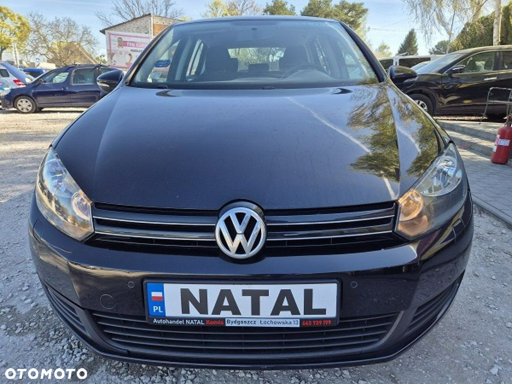 Volkswagen Golf - 6