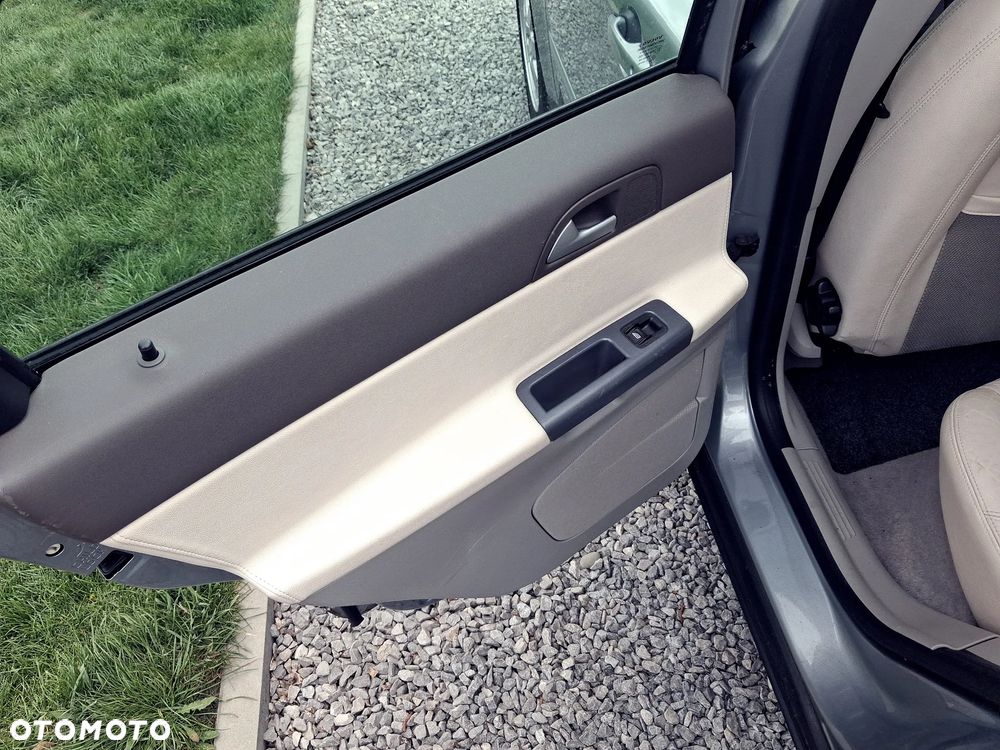 Volvo S40 1.8 Momentum - 19
