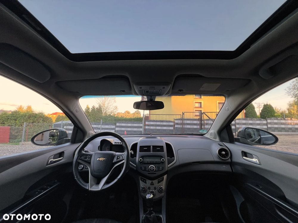 Chevrolet Aveo 1.4 LTZ S/S - 20