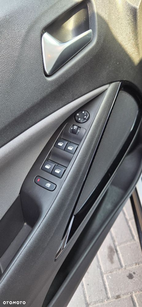 Opel Crossland X 1.2 Start/Stop 120 Jahre - 24