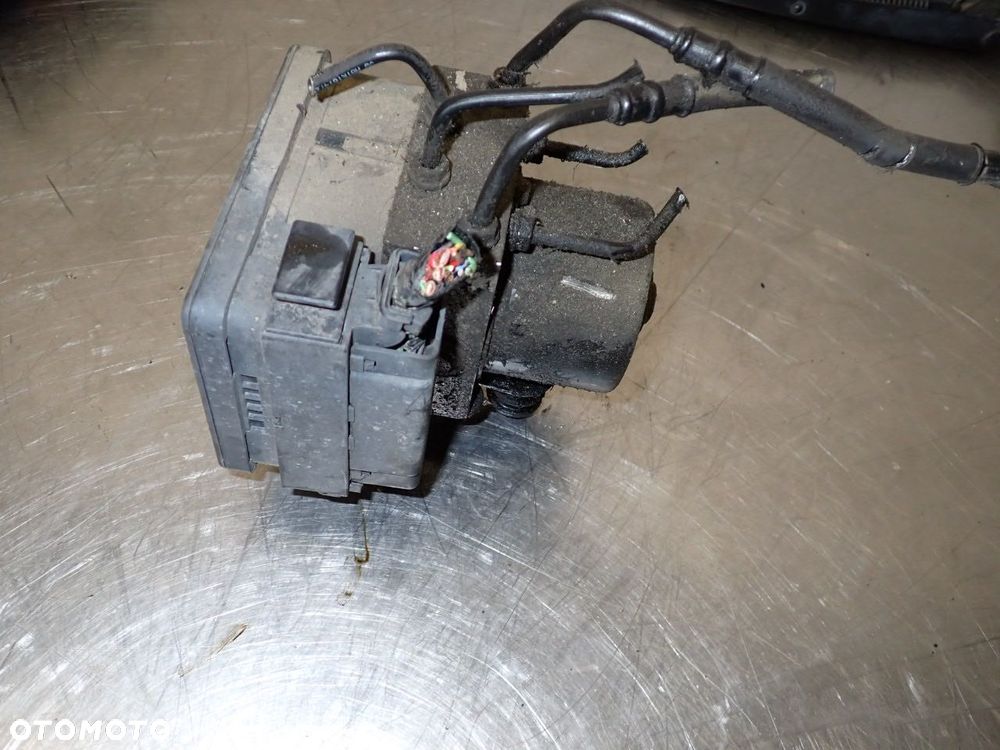 POMPA ABS VOLKSWAGEN TOURAN 1.6FSI 1K0907379D - 2