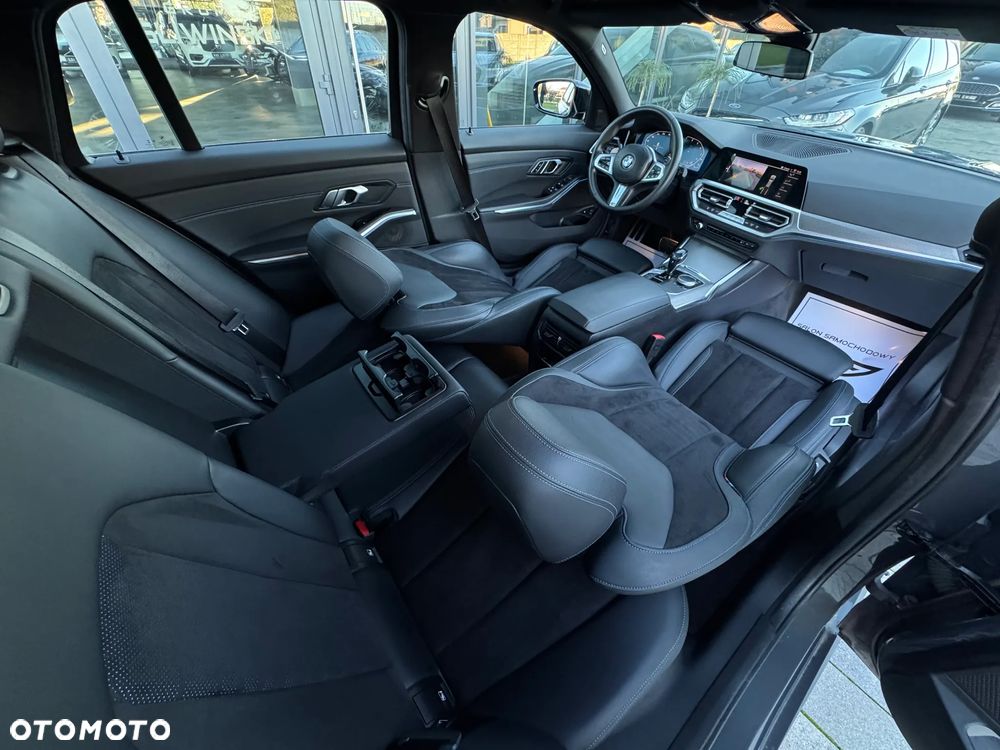 BMW Seria 3 330e xDrive M Sport sport - 17