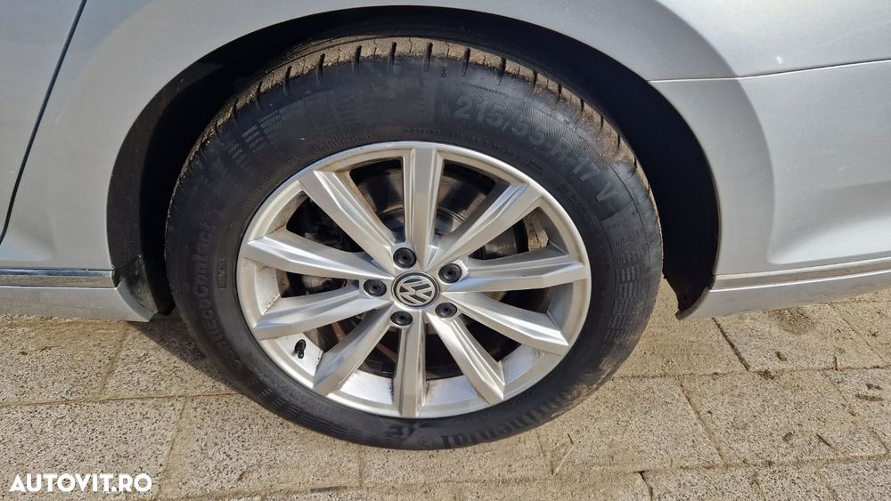 Volkswagen Passat 2.0 TDI DSG Highline - 15