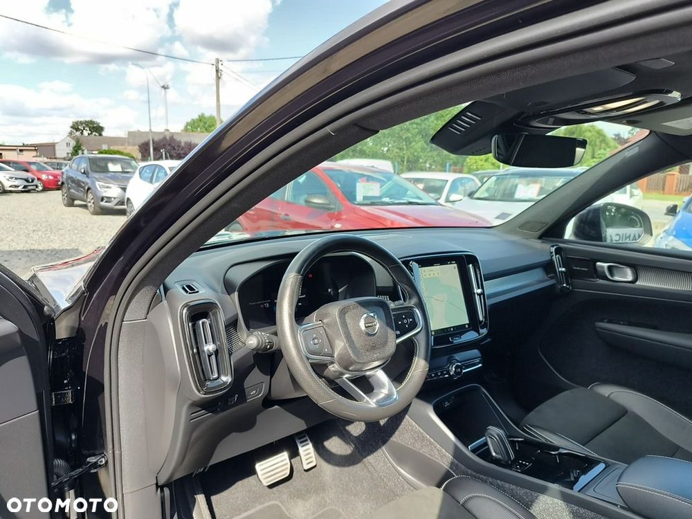 Volvo XC 40 82kWh Recharge Twin AWD Plus - 9