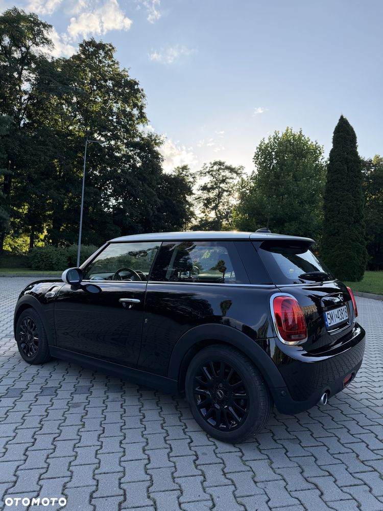 MINI Cooper Standard - 5