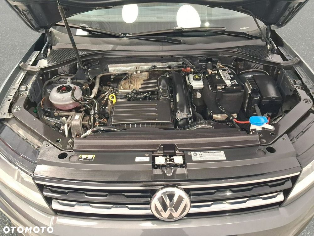 Volkswagen Tiguan - 24