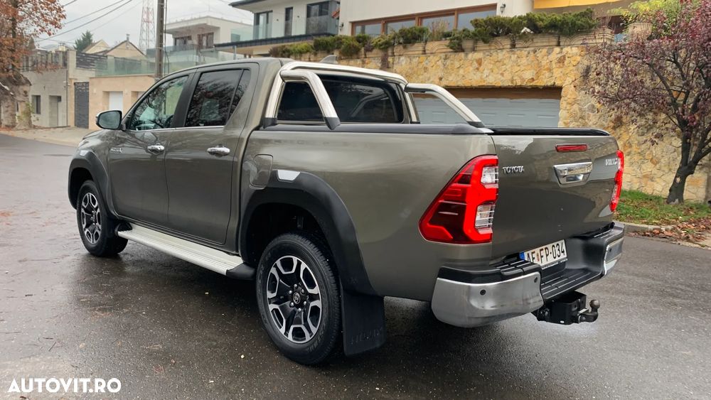 Toyota Hilux 2.8D 204CP 4x4 Double Cab AT Executive Color Edition - 6