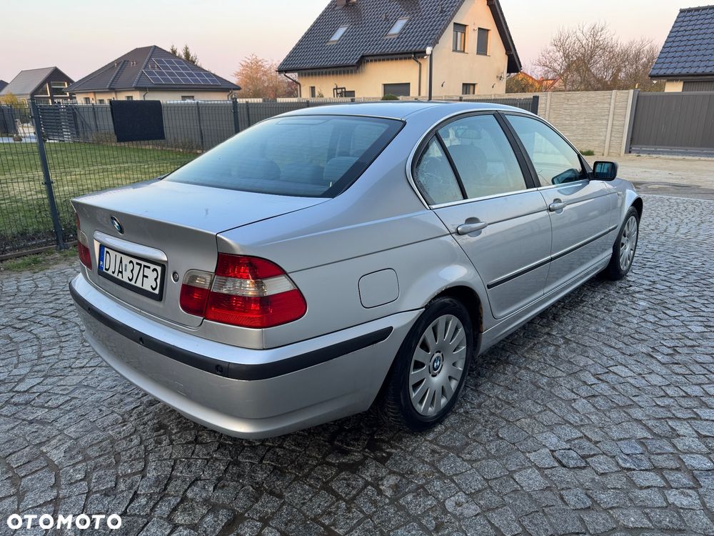 BMW Seria 3 320d Edition Lifestyle - 4