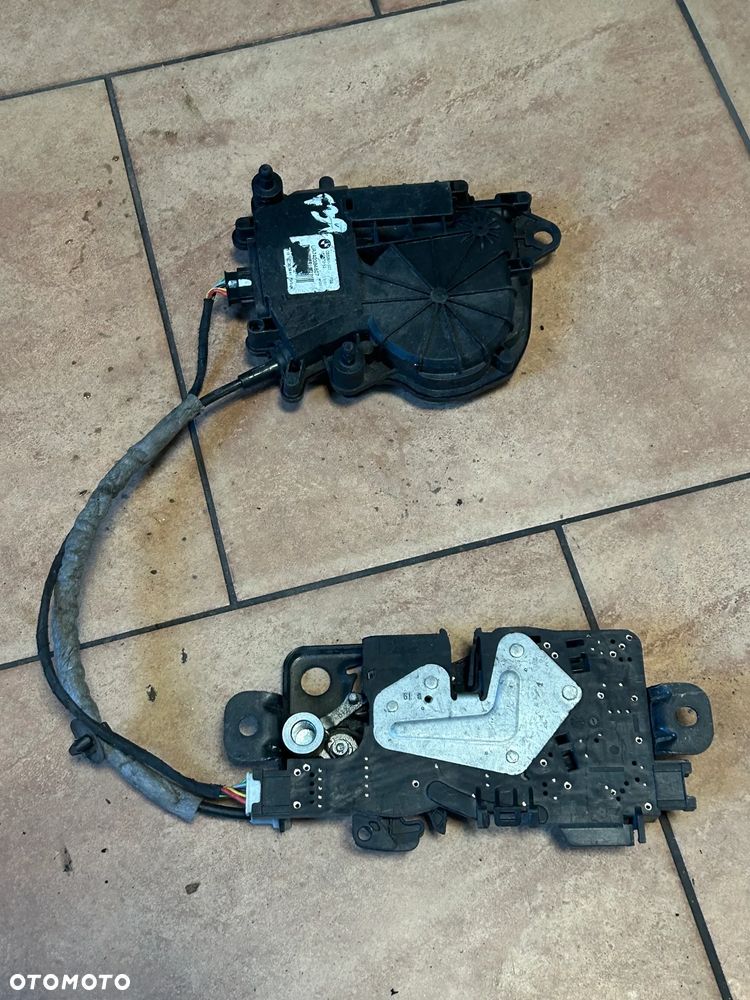 BMW X2 F39 ZAMEK KLAPY BAGAŻNIKA DOCIĄG 7423848 7464411 - 2