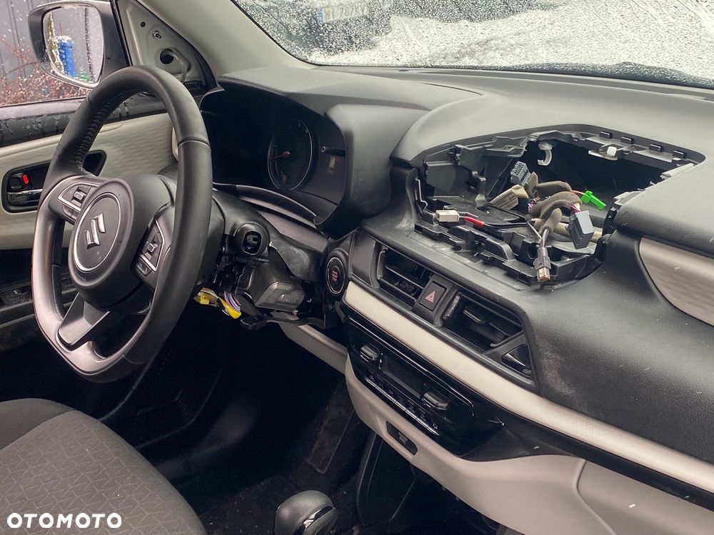 Suzuki Swift 1.2 Dualjet SHVS Premium Plus CVT - 14