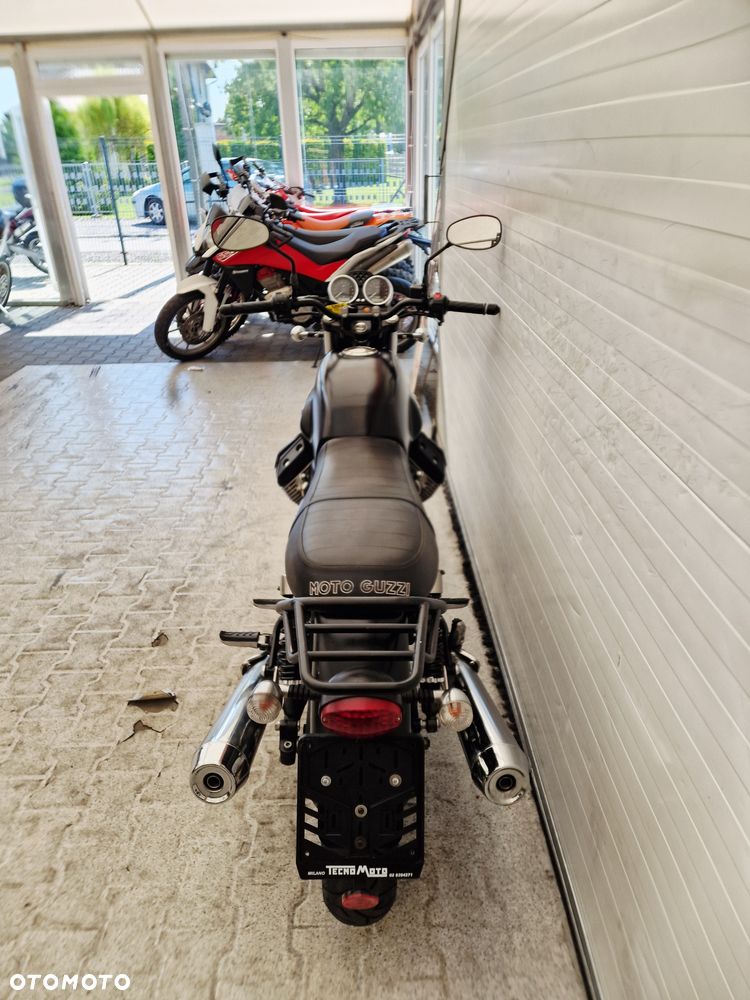 Moto Guzzi V7 - 29