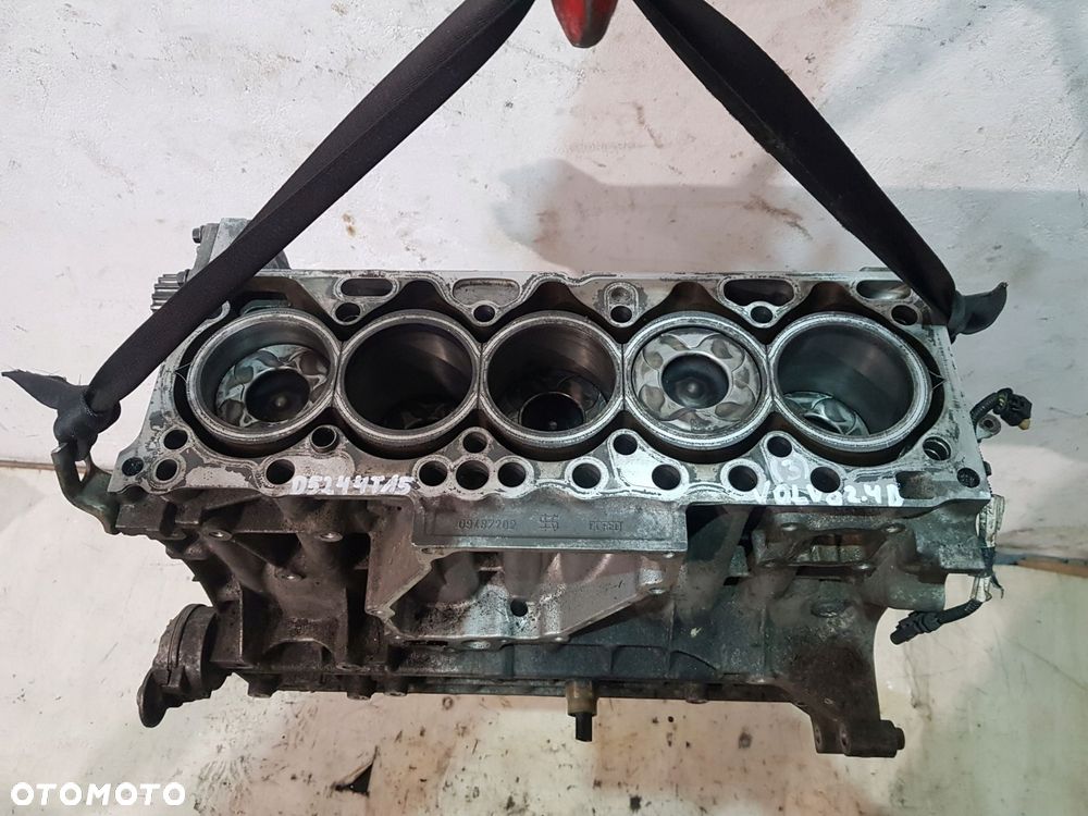 dół silnika volvo v70 xc60 xc70 s60 s80 2.4d d5244t15 181km - 1