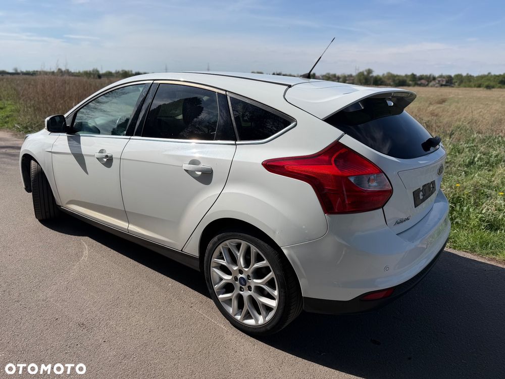 Ford Focus 1.0 EcoBoost Titanium - 3