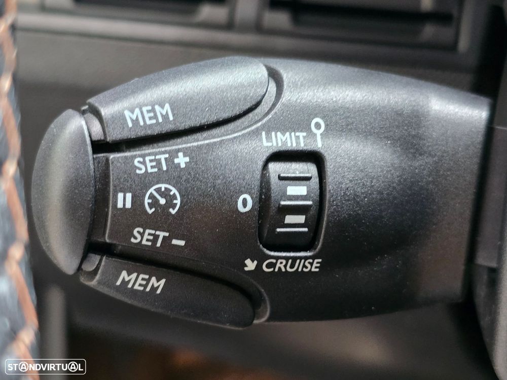 Peugeot 3008 1.2 PureTech GT Line Grip Control EAT6 - 22