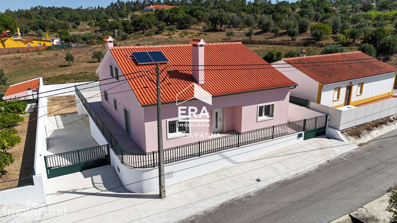 Moradia T3 nova, São Pedro de Tomar - Grande imagem: 2/52