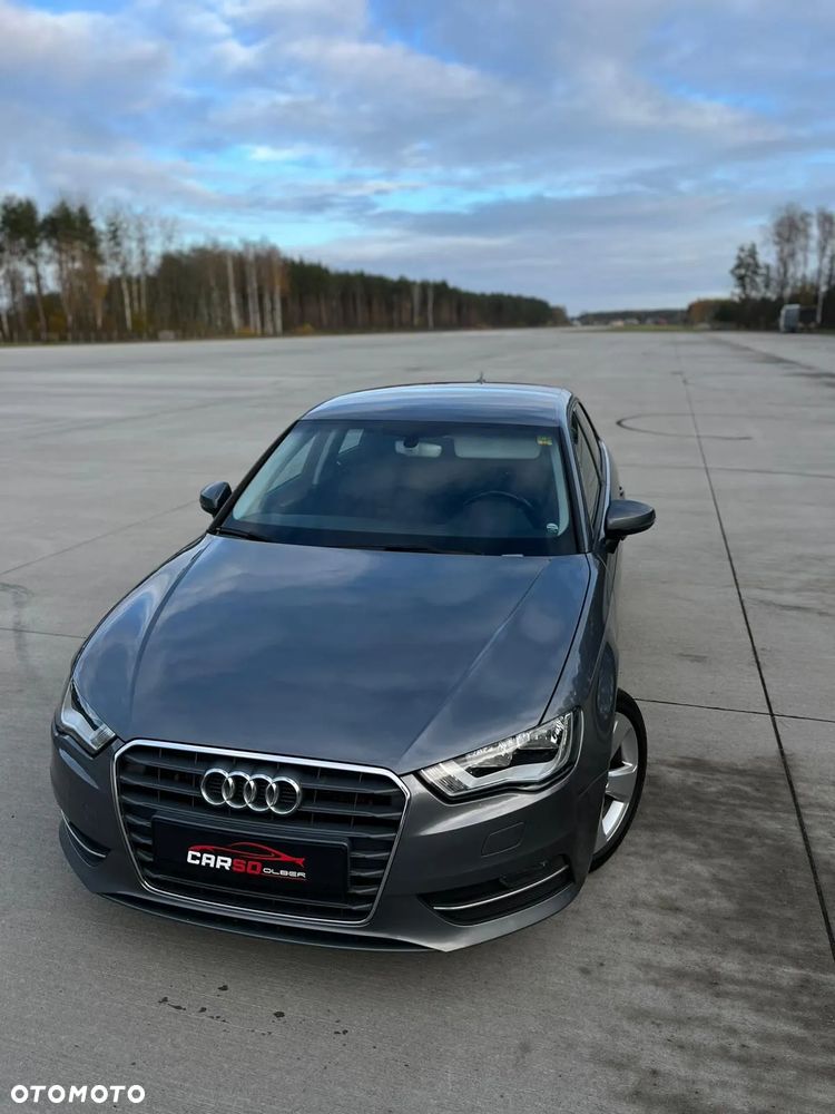 Audi A3 Sportback 2.0 TDI - 13