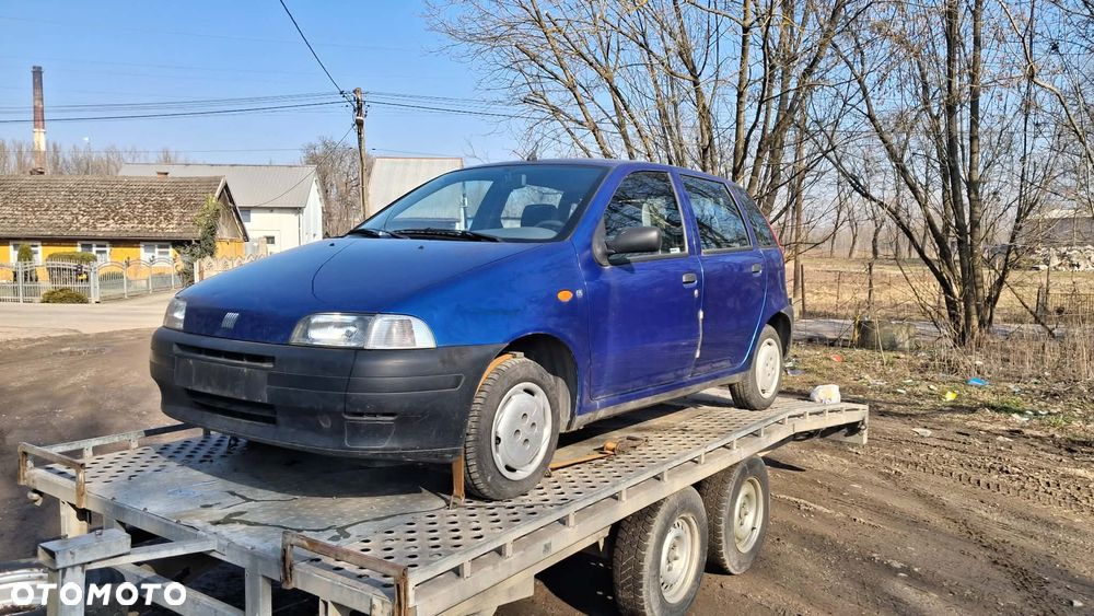 Na części FIAT PUNTO I 55 SX silnik 1.1 8v SPI 176B2000 lakier 246A skrzynia maska zderzak drzwi klapa szyba fotel kanapa lusterko lampa deska - 2