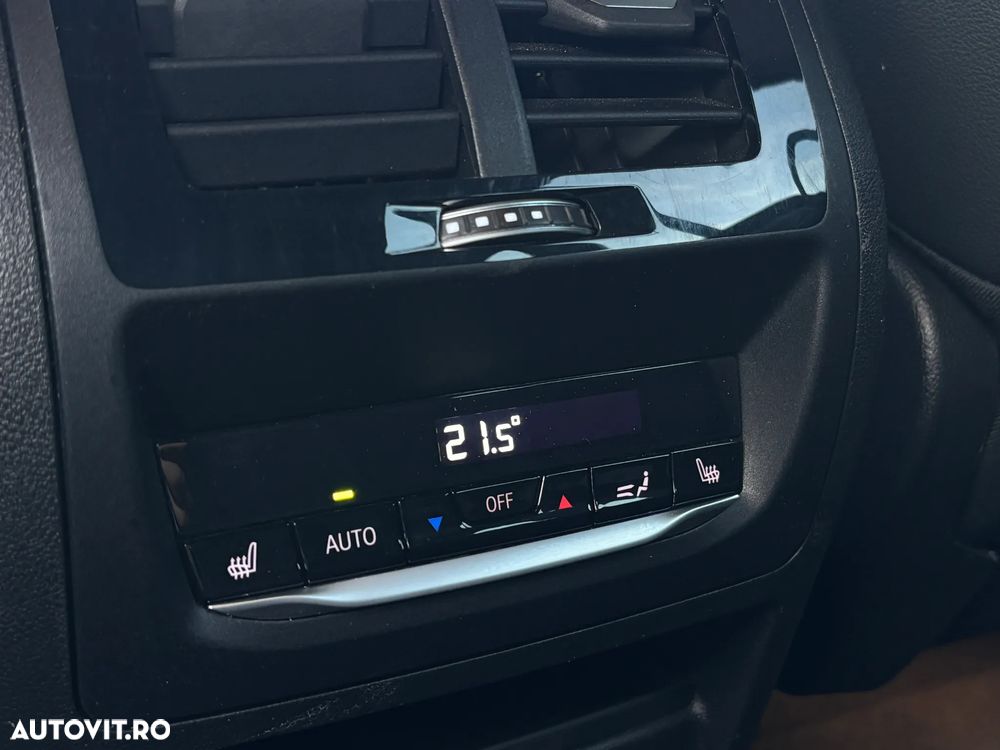BMW X3 xDrive30e AT PHEV - 23