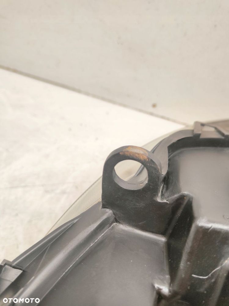 saab 9-5 lift xenon prawy - 8