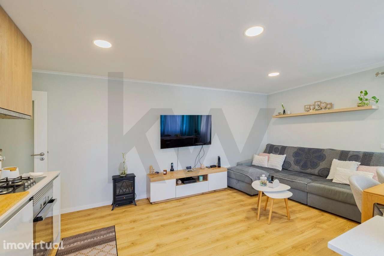 T2 Totalmente Remodelado em Setúbal | A Sua Primeira Casa, Pronta a Ha - Grande imagem: 4/24