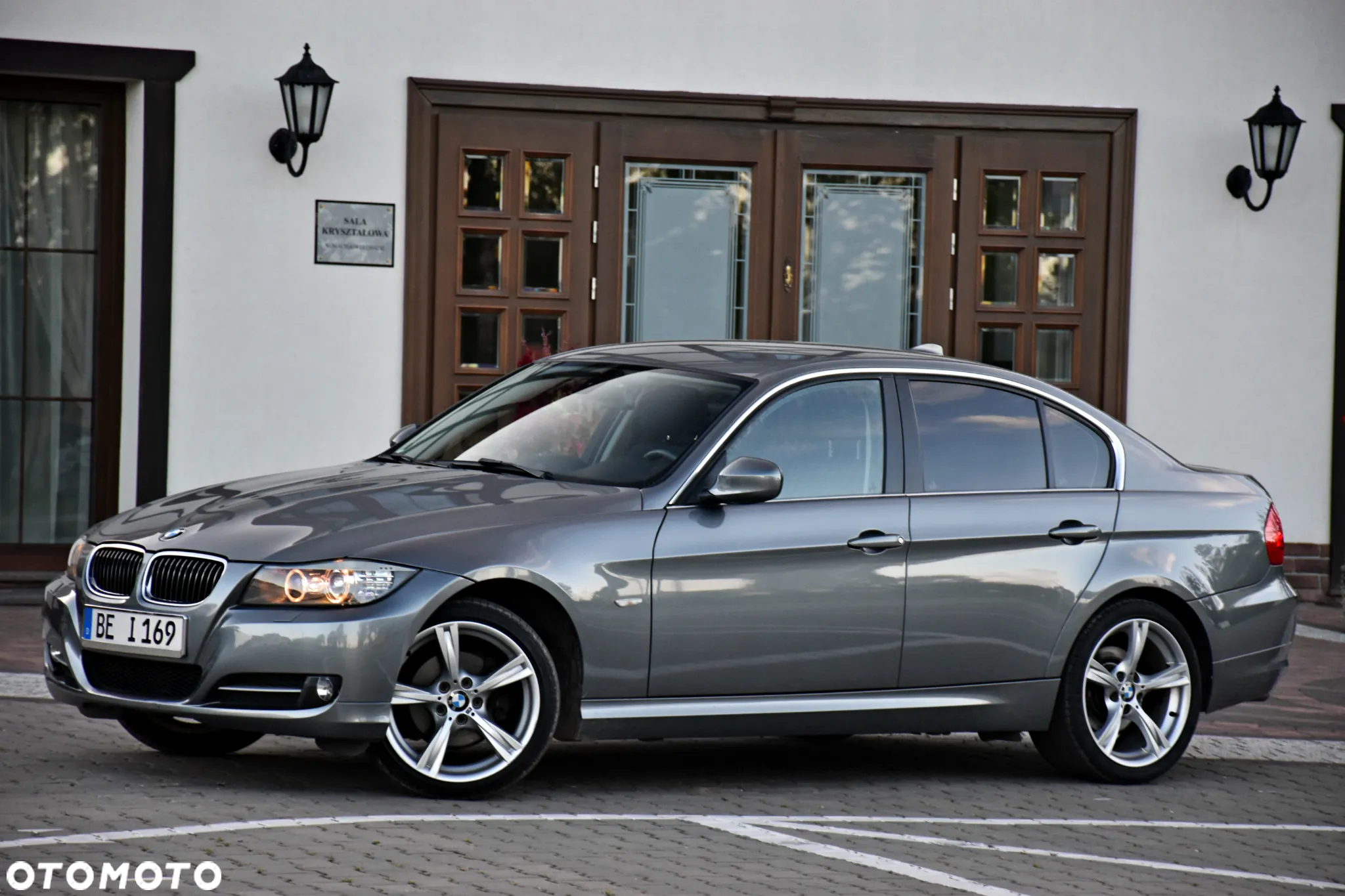 BMW Seria 3 320i - 11