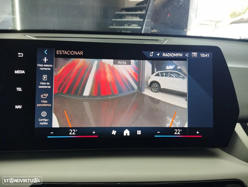 BMW iX1 eDrive20 - 31