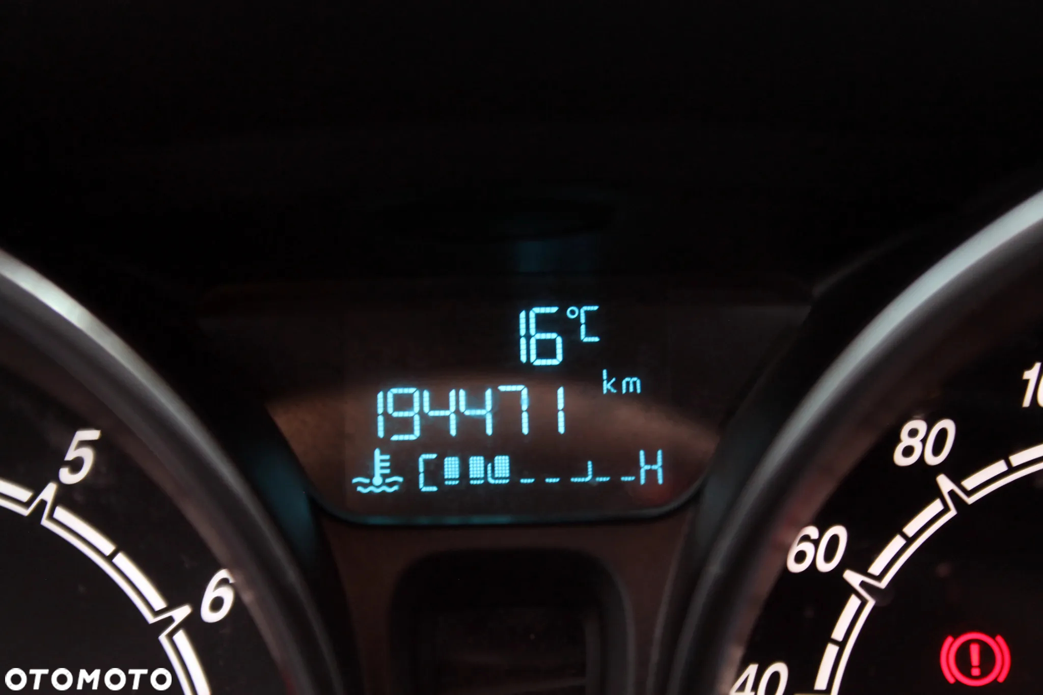 Ford Fiesta 1.0 EcoBoost S&S TREND - 17