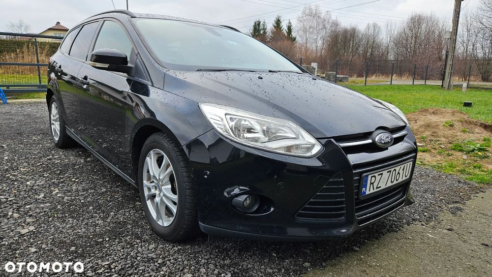 Ford Focus ver-1-6-tdci-titanium - 8