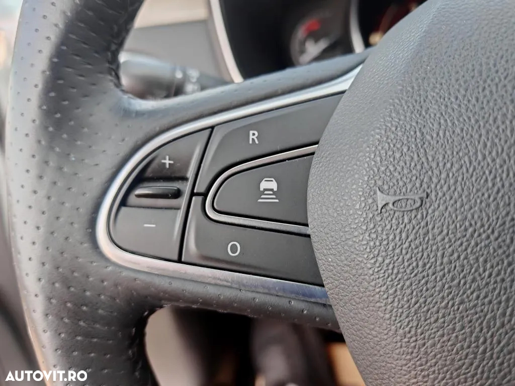 Renault Talisman ENERGY dCi 160 EDC INITIALE PARIS - 26