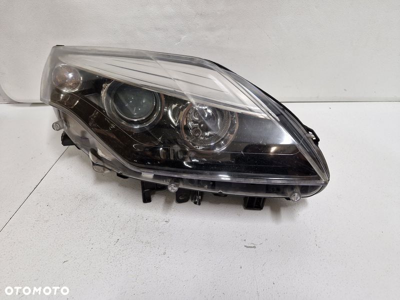renault laguna iii 3 lift lampa reflektor prawy przód przednia uk - 1
