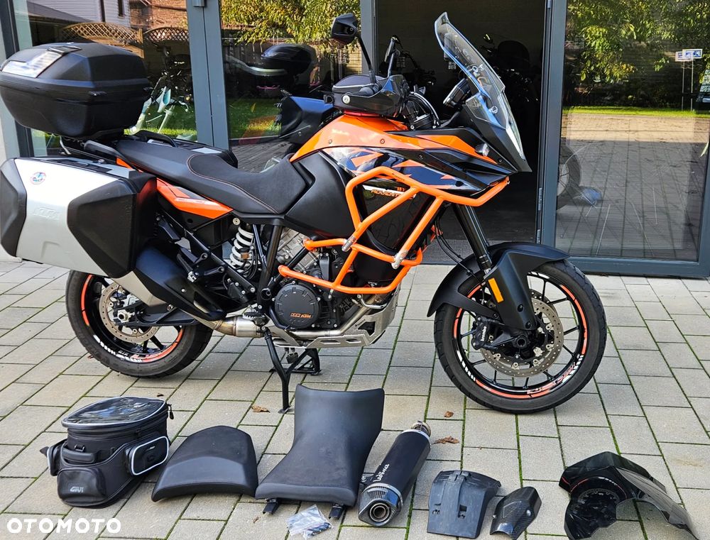 KTM Adventure - 1